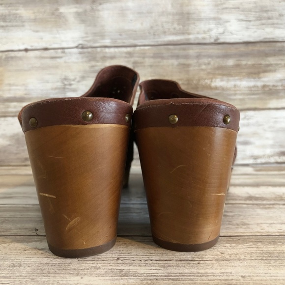 SOLD - Picture 5 of 8